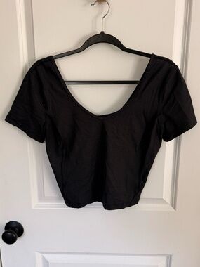 Lululemon athletic crop top, black